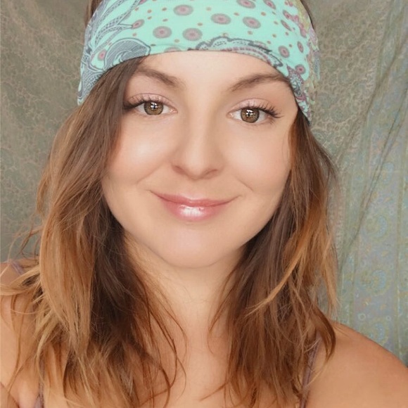 Meet your Posher, Anna - Picture 3 of 14